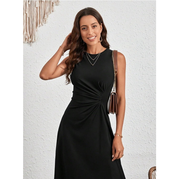 Verdusa Women's Sleeveless Crew Neck Ruched Front Asymmetrical Hem Midi Dress - Picture 4 of 8